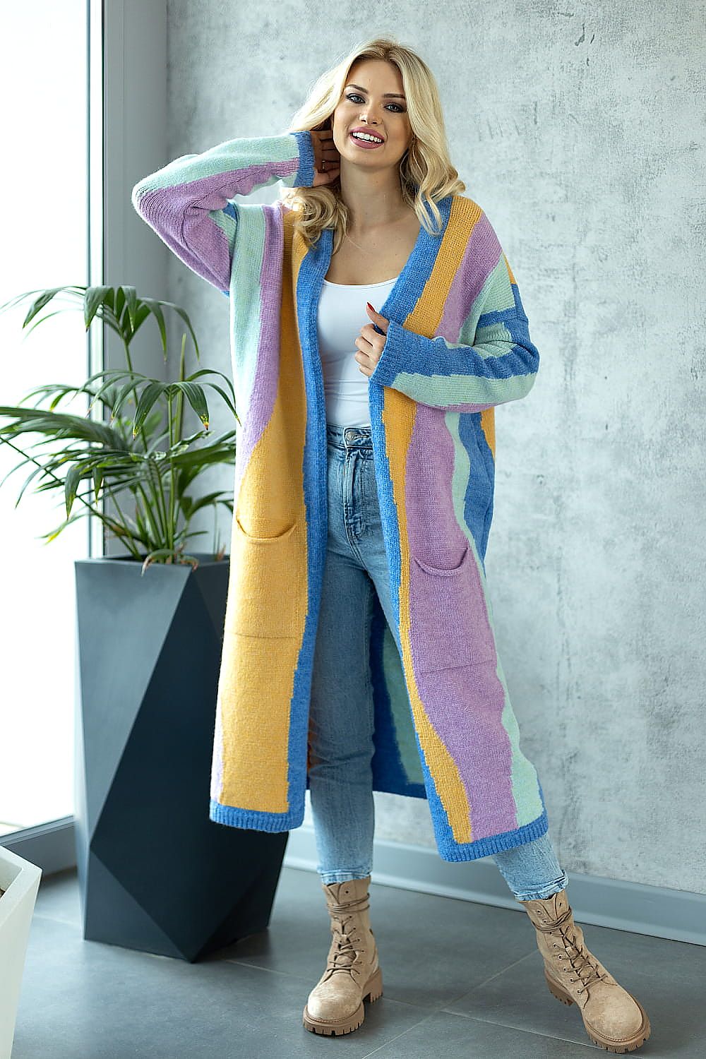 Cardigan model 171306 PeeKaBoo