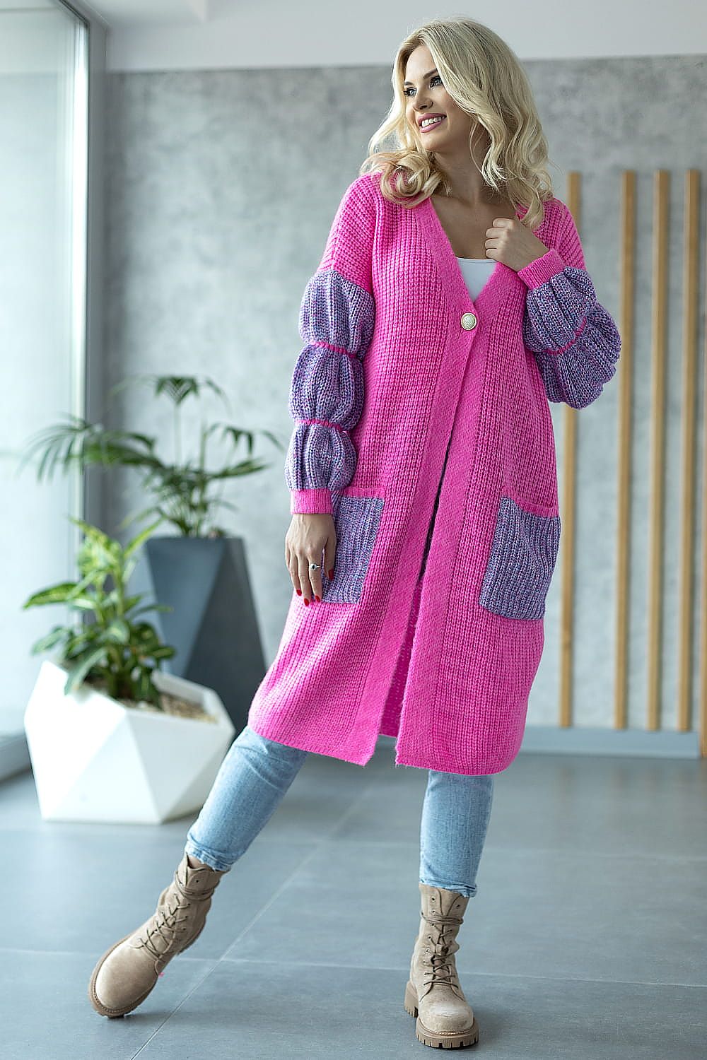 Cardigan model 171309 PeeKaBoo