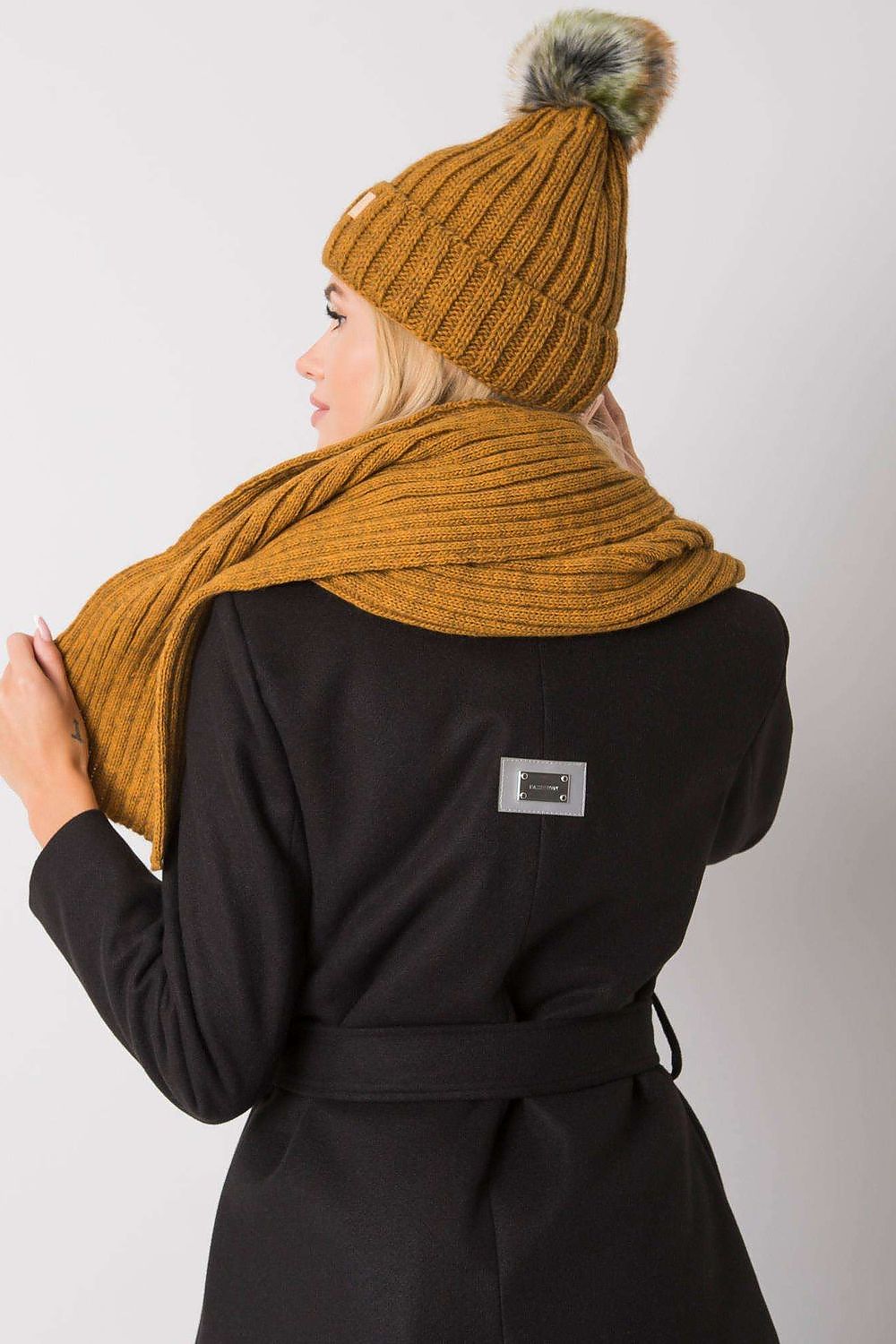 L`ensemble model 171797 Rue Paris