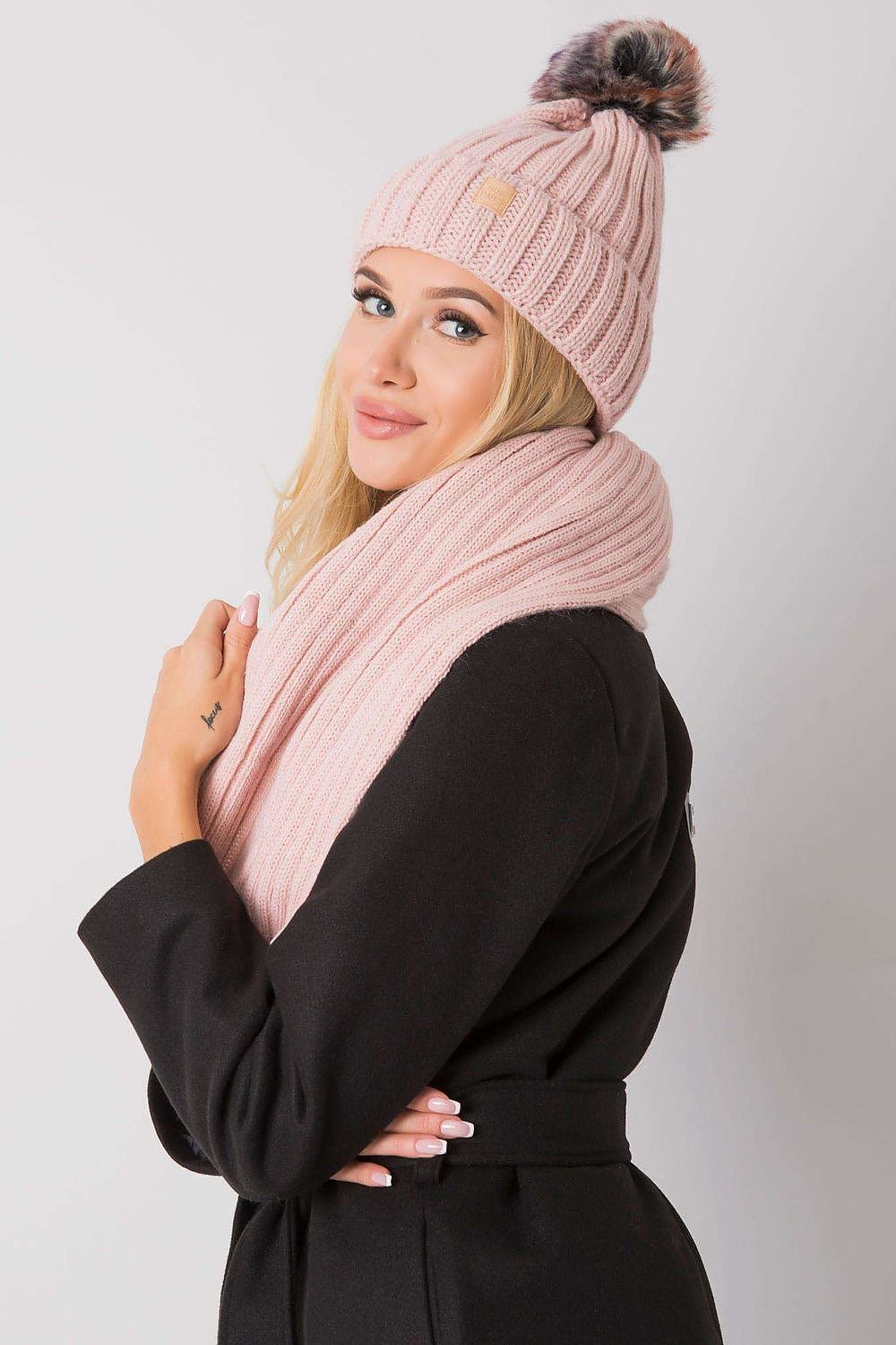 L`ensemble model 171797 Rue Paris