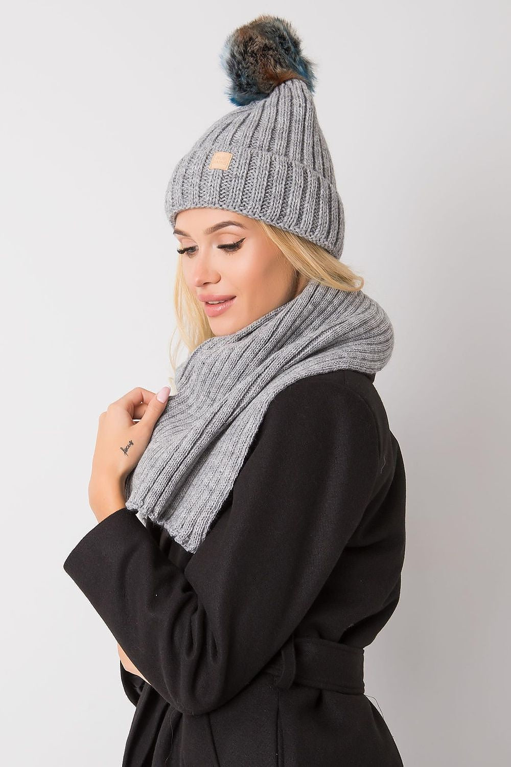 L`ensemble model 171797 Rue Paris