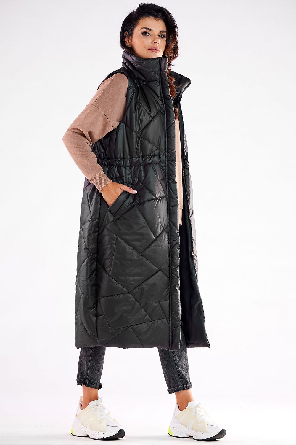 Gilet model 173868 awama