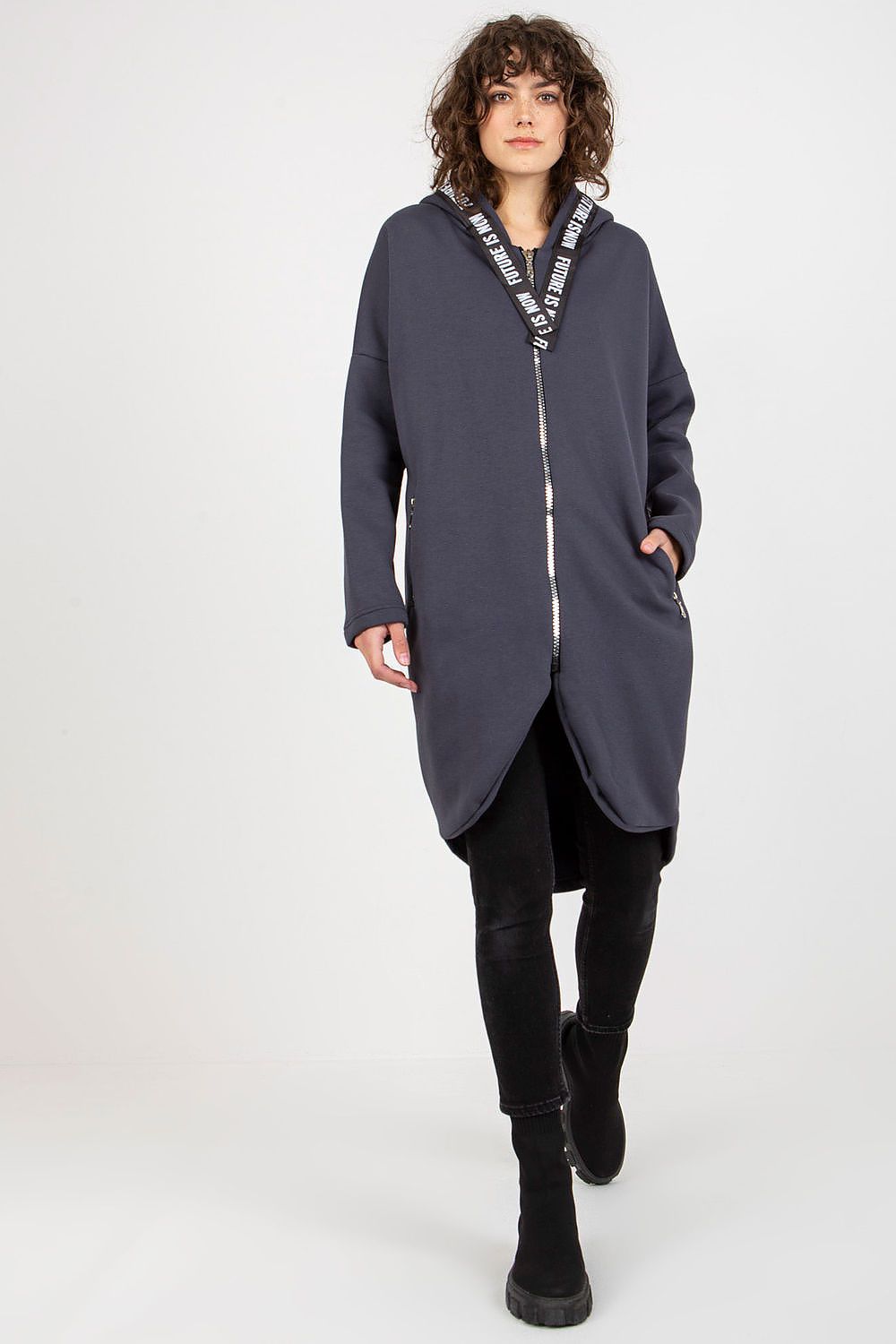 Sweatshirt model 174826 Relevance