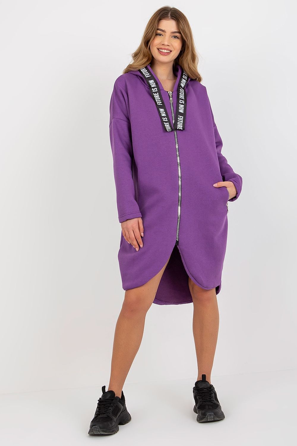 Sweatshirt model 174826 Relevance