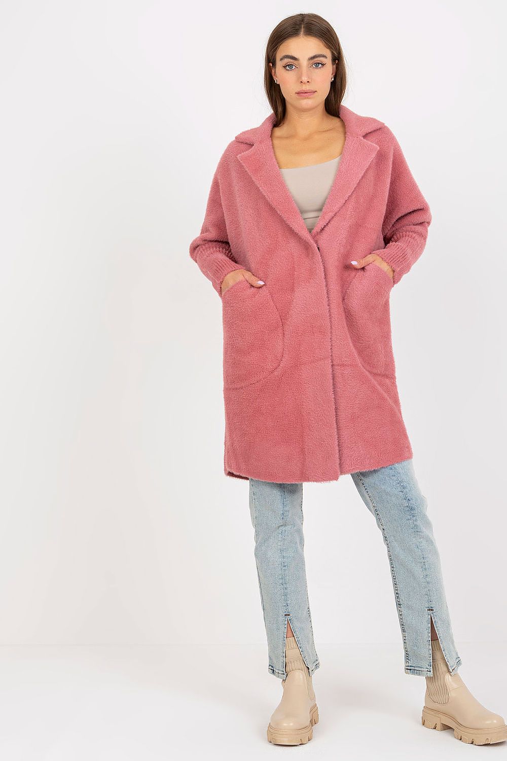  Manteau model 174927 MBM 