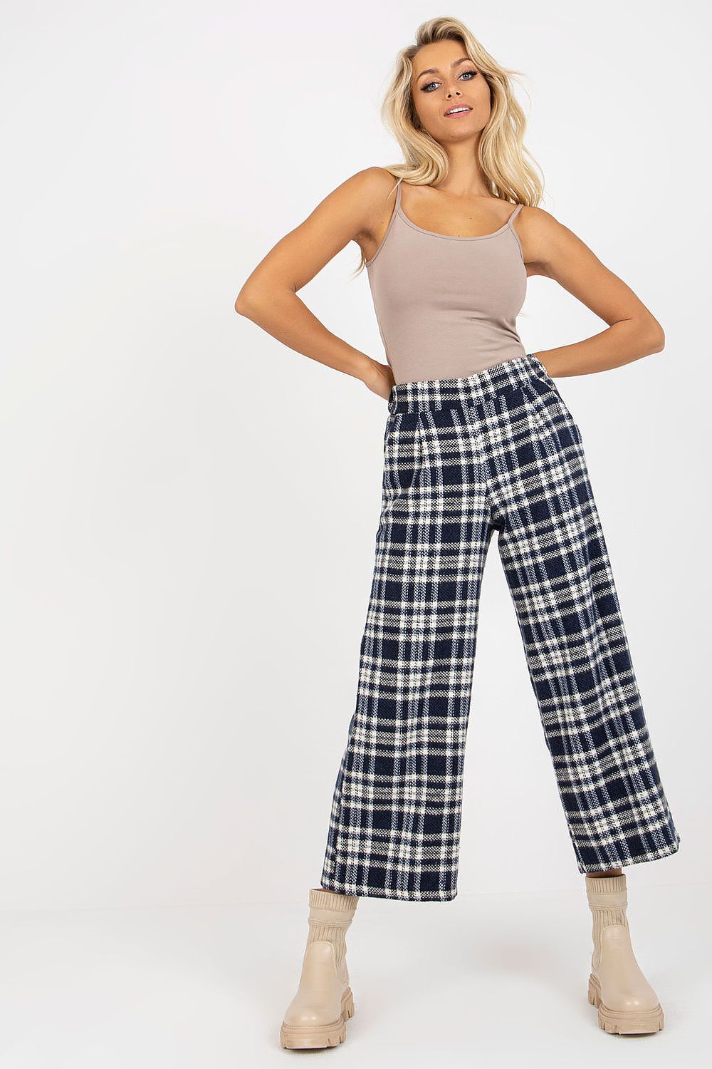 Pantalon femme model 175003 Lakerta 
