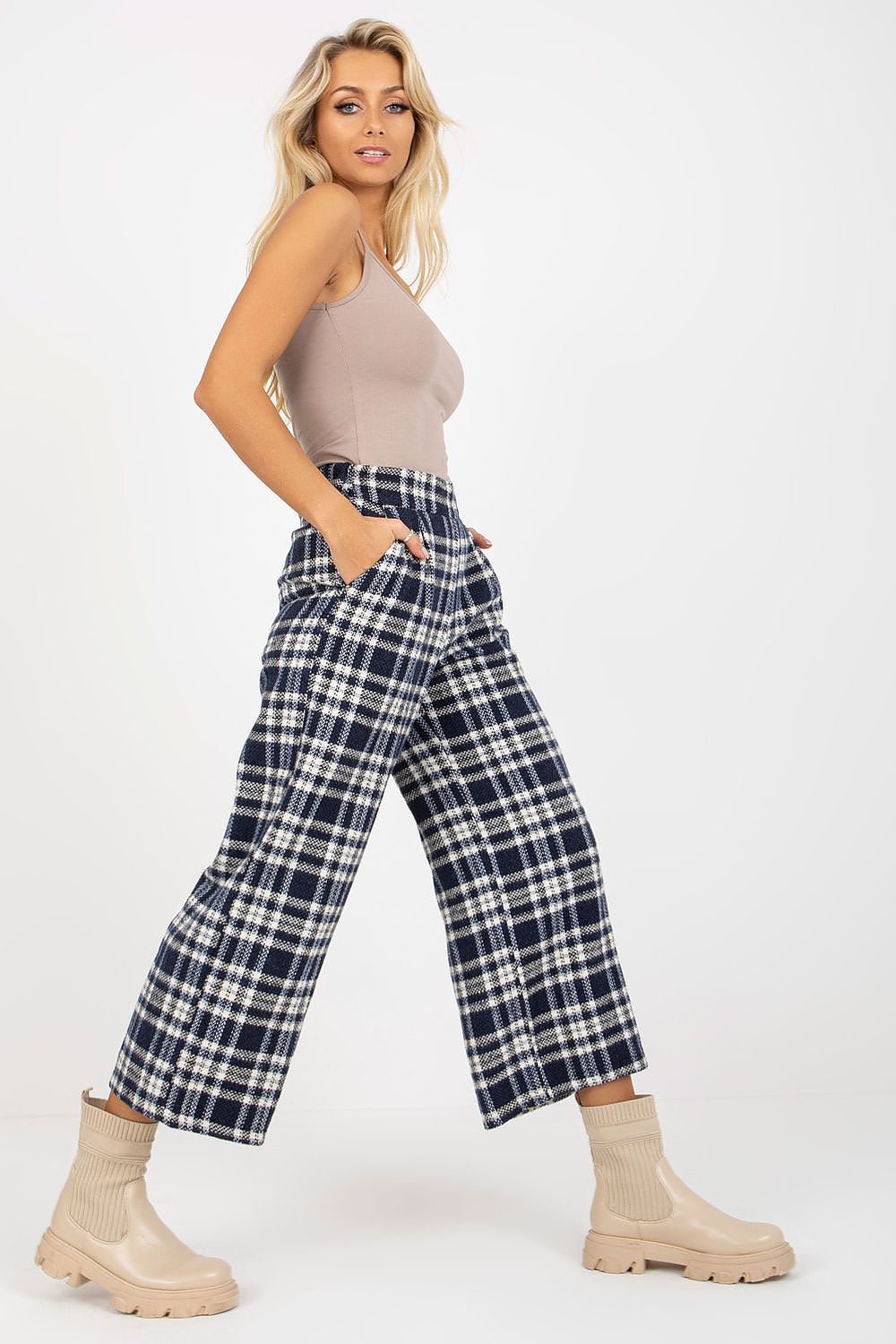 Pantalon femme model 174997 Lakerta
