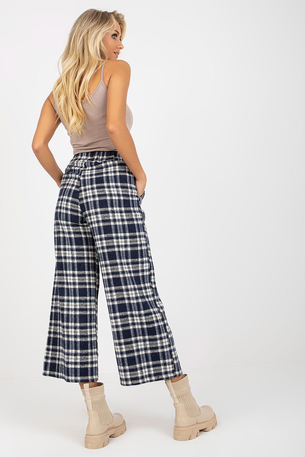 Pantalon femme model 174997 Lakerta