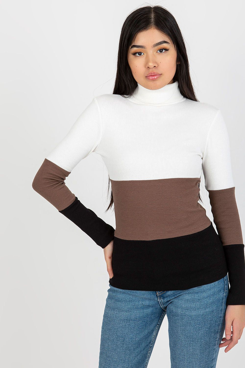  Col roulé model 175119 Rue Paris 