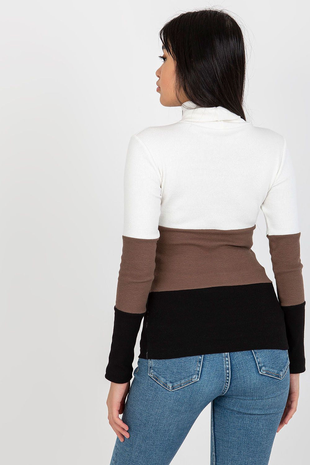  Col roulé model 175119 Rue Paris 