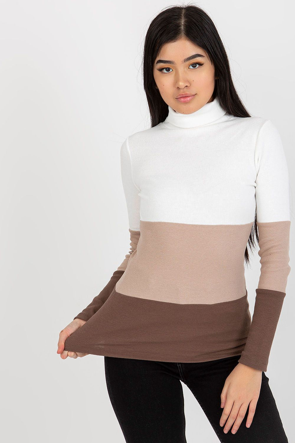 Col roulé model 175119 Rue Paris
