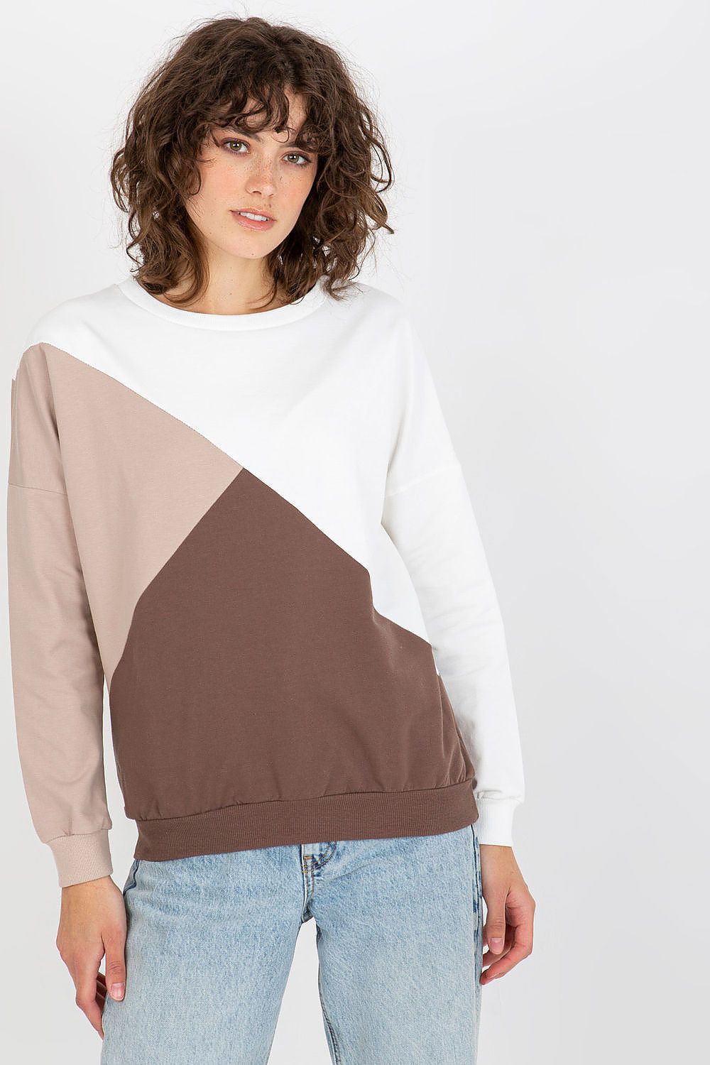 Sweatshirt model 175191 Relevance