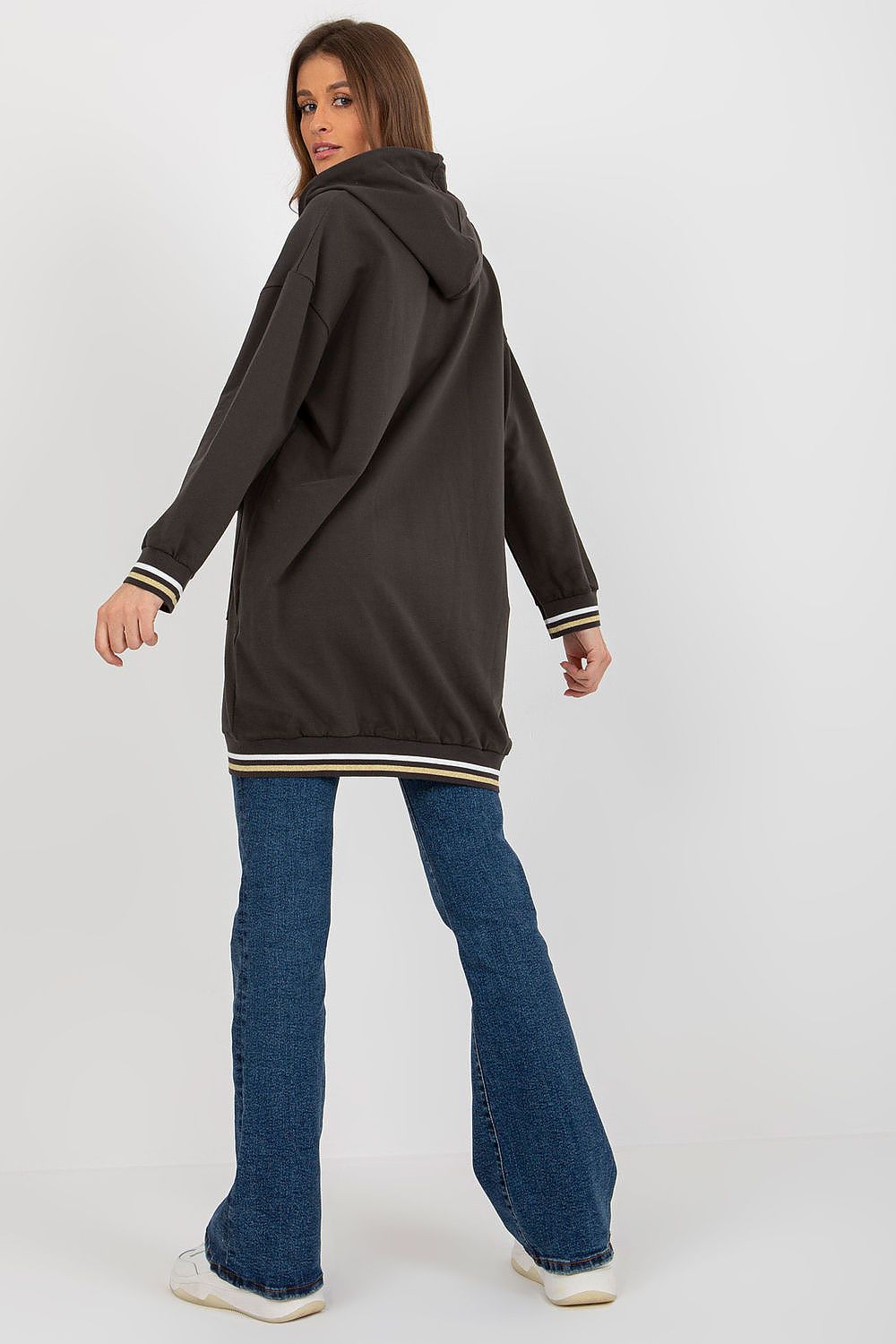 Sweatshirt model 176360 Relevance