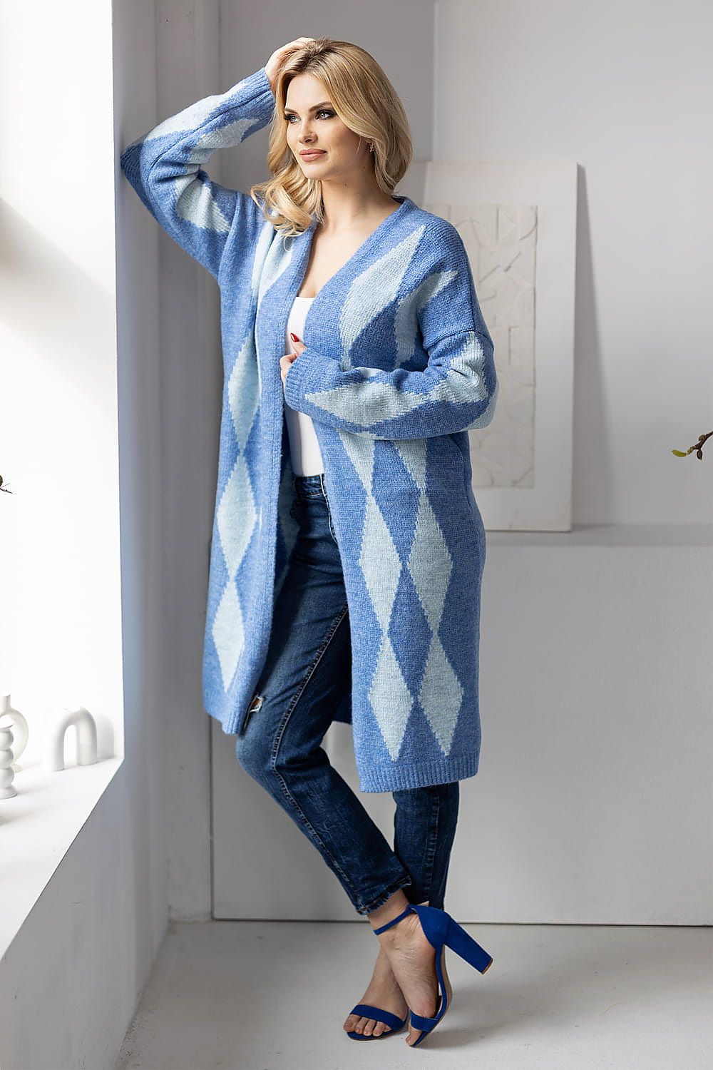Cardigan model 178642 PeeKaBoo