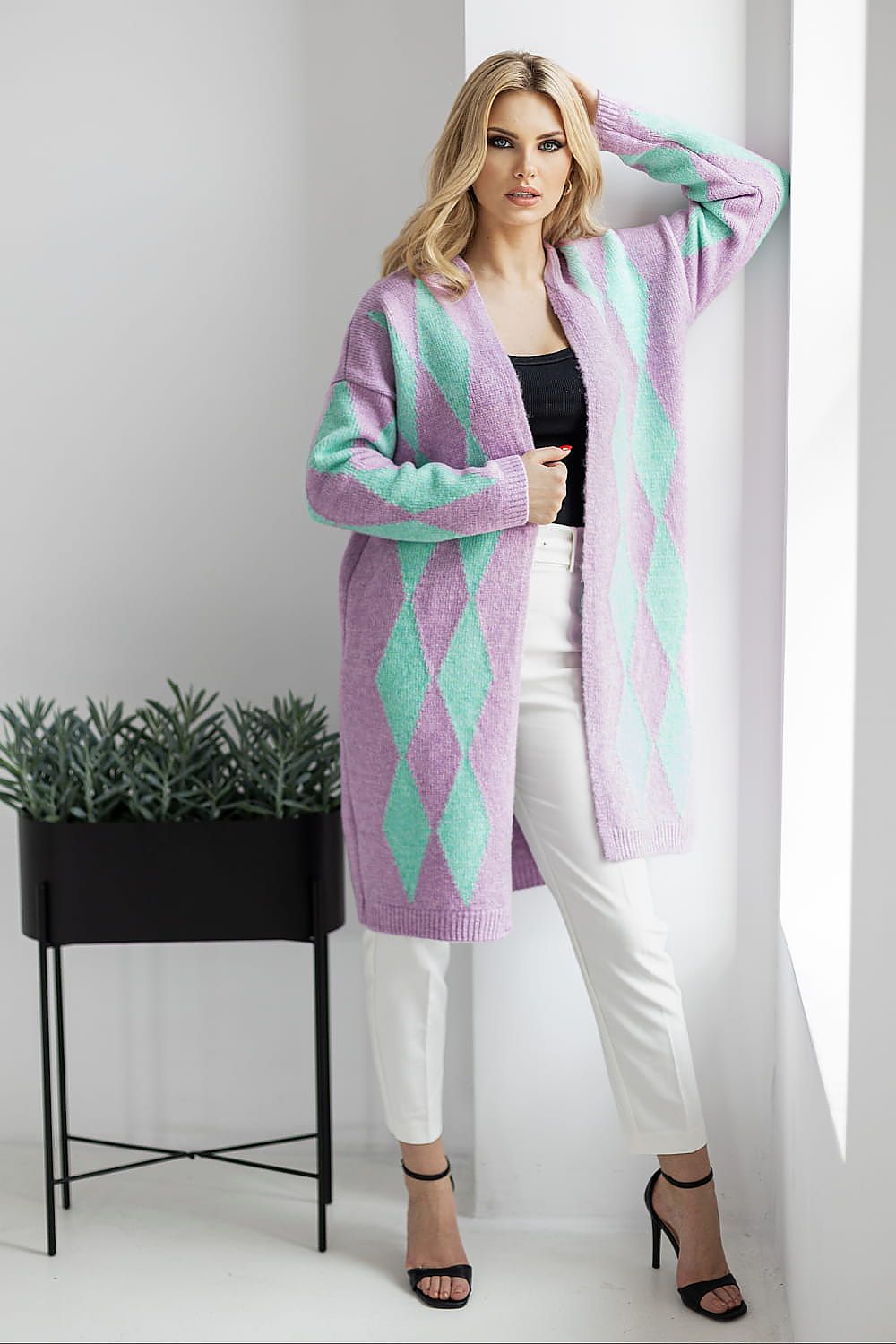 Cardigan model 178642 PeeKaBoo