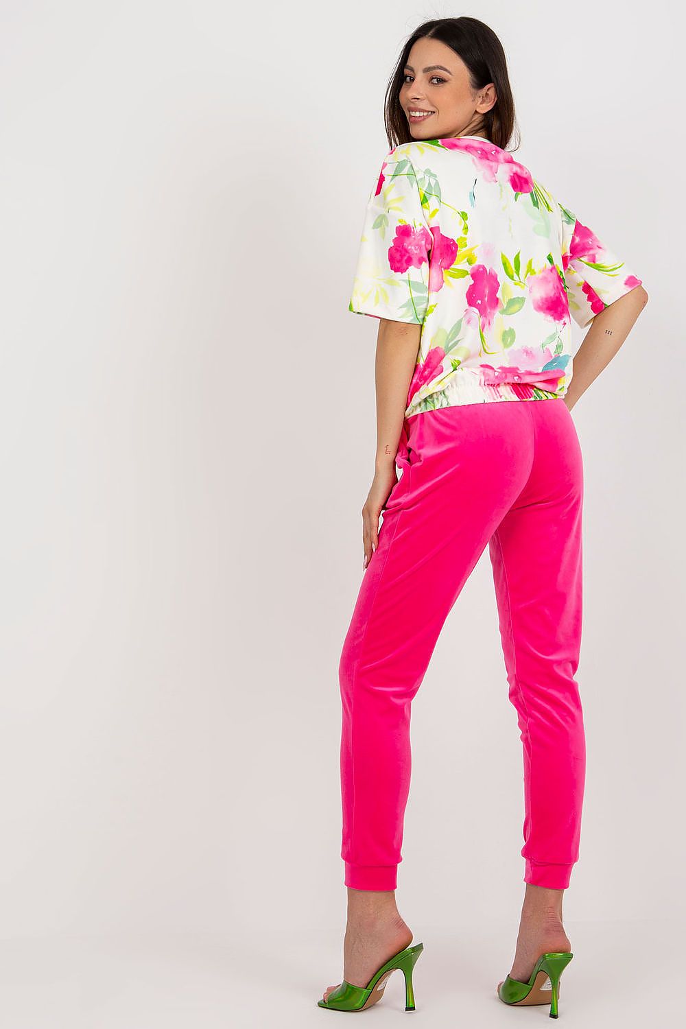 L`ensemble model 180209 Rue Paris