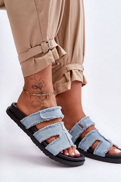  Clacquettes model 183452 Step in style 