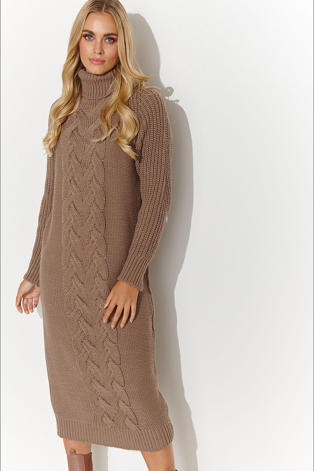  Robe de jour model 185220 Makadamia 