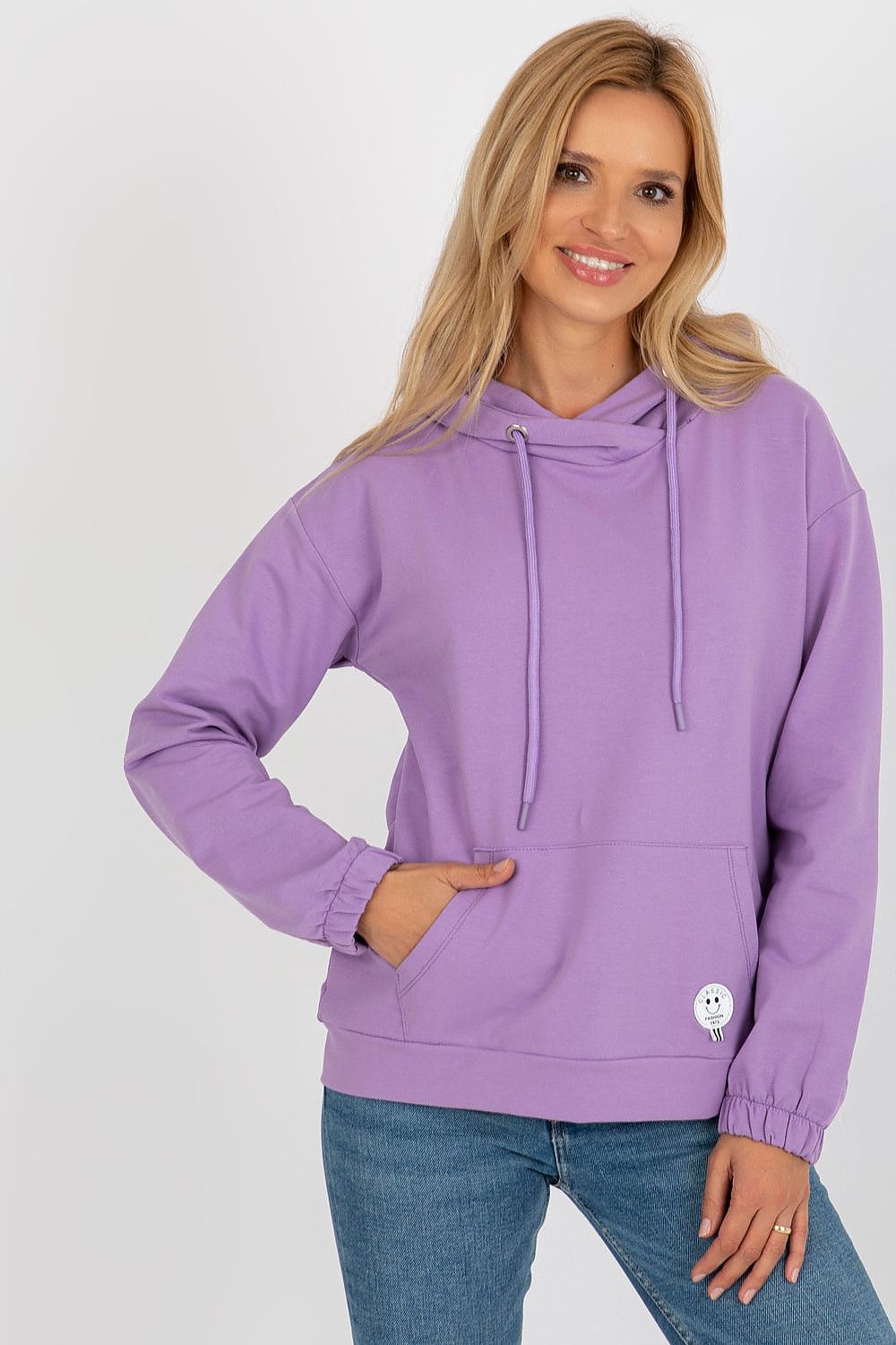 Sweatshirt model 185946 Relevance