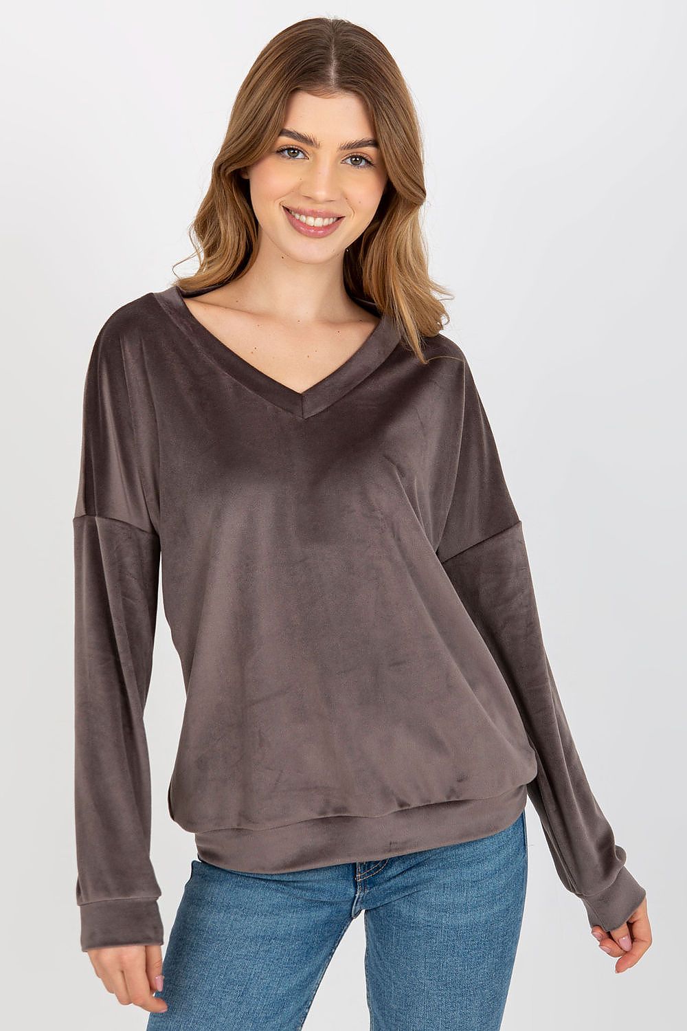 Sweatshirt model 185954 Relevance