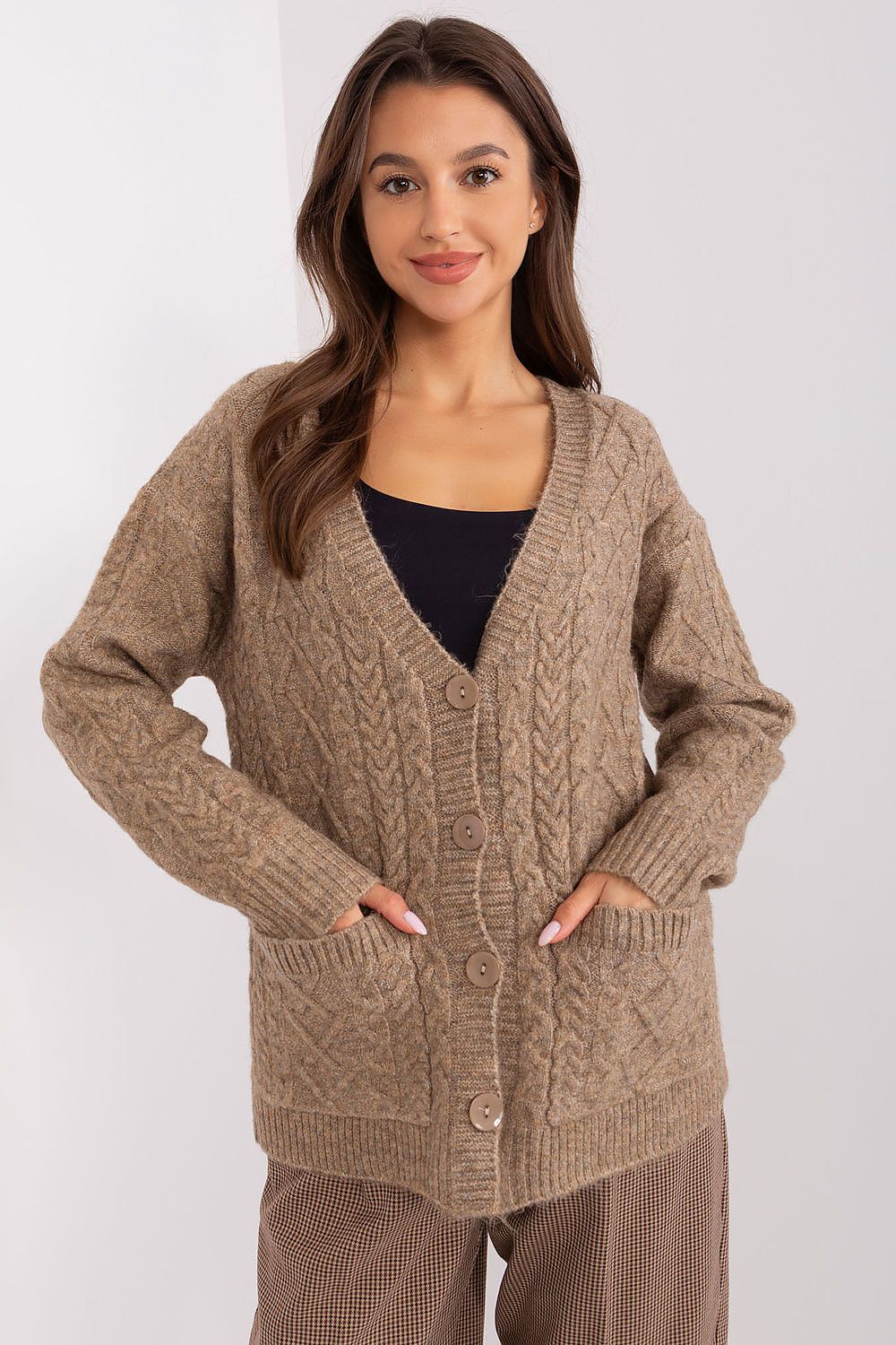 Cardigan model 186745 AT
