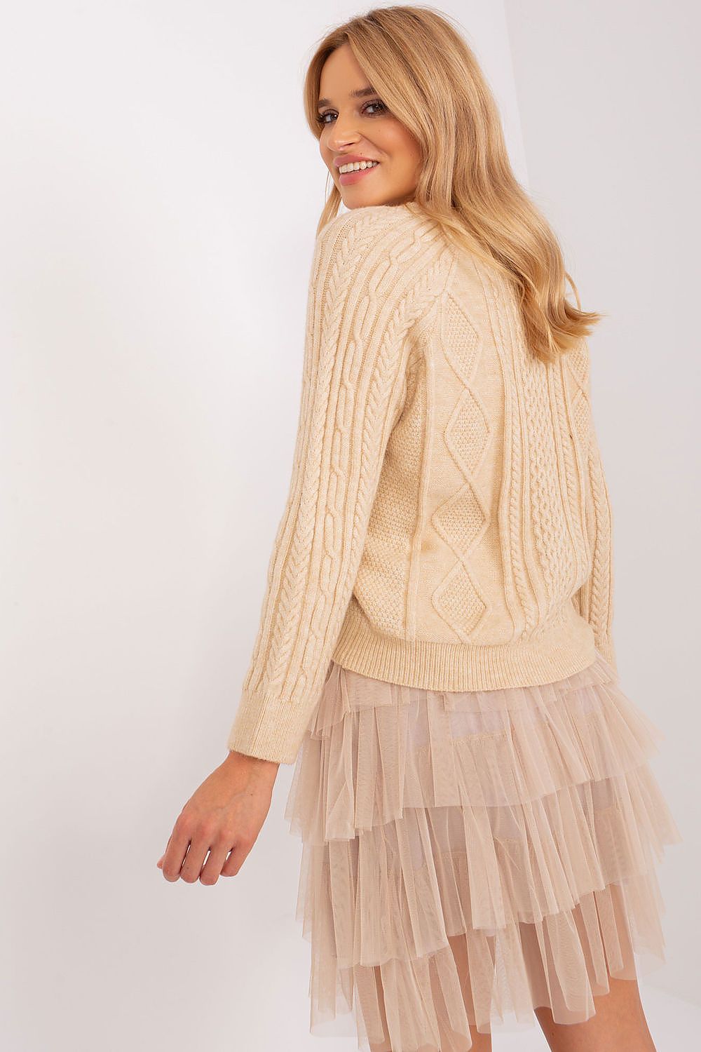 Cardigan model 186809 AT