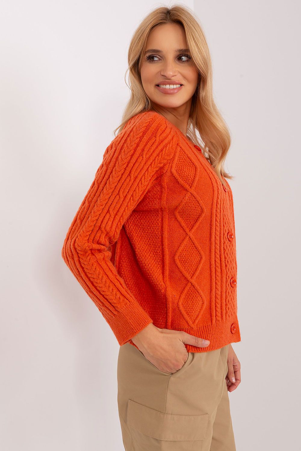 Cardigan model 186809 AT