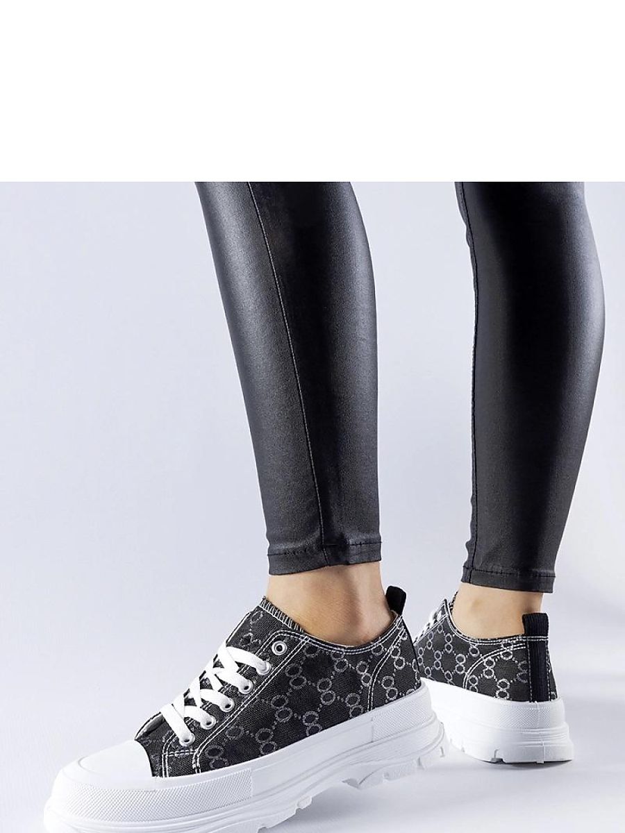 Sneakers model 207611 Solea