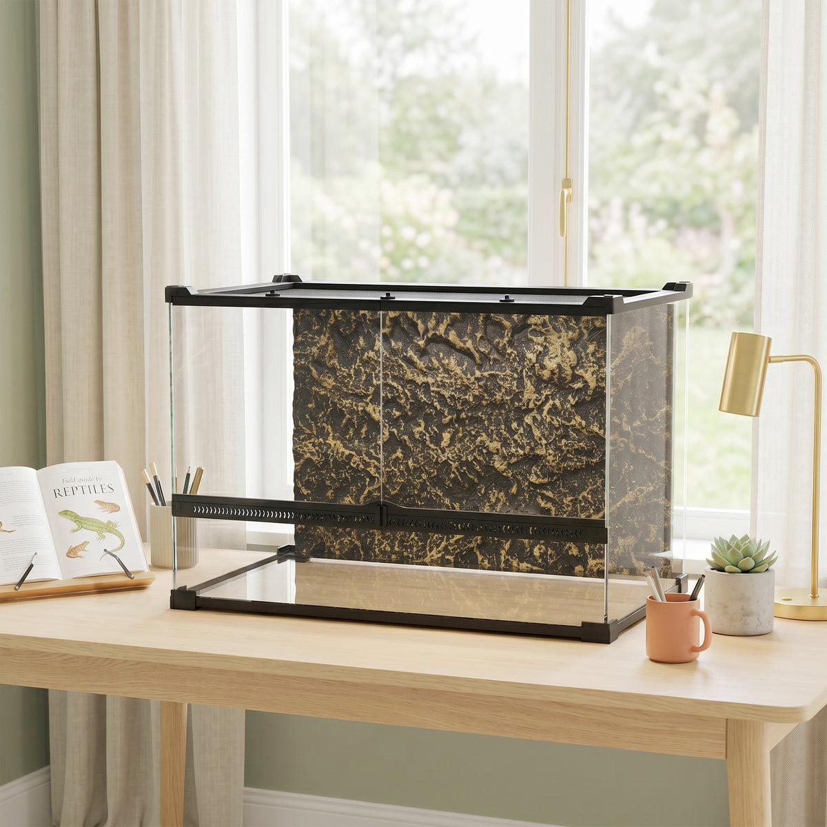 Boîte à Reptiles avec Panneau de Fond, Fermeture Sécurisée Par Rotation, Ventilation Frontale, 50x30x35cm, Noir