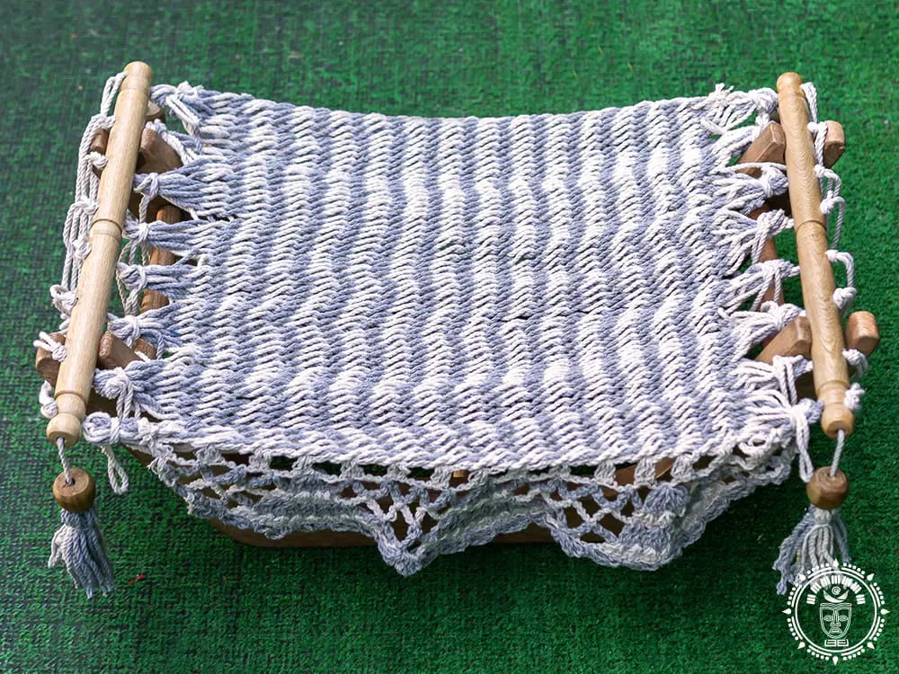 Hamac pour chat écru/gris perlé + support en bois
