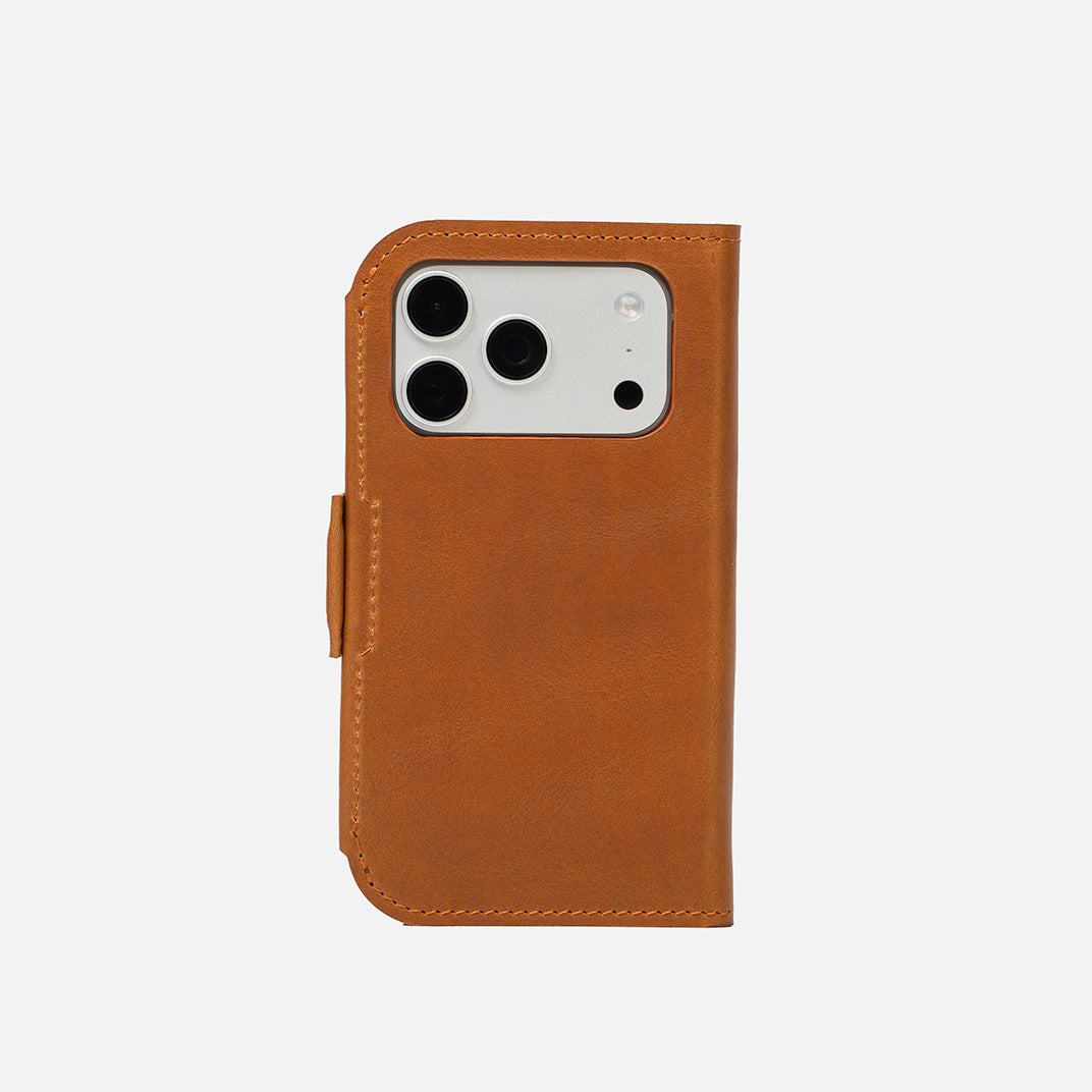 Classic 5.1 Leather Folio Case for iPhone 18 Series with MagSafe