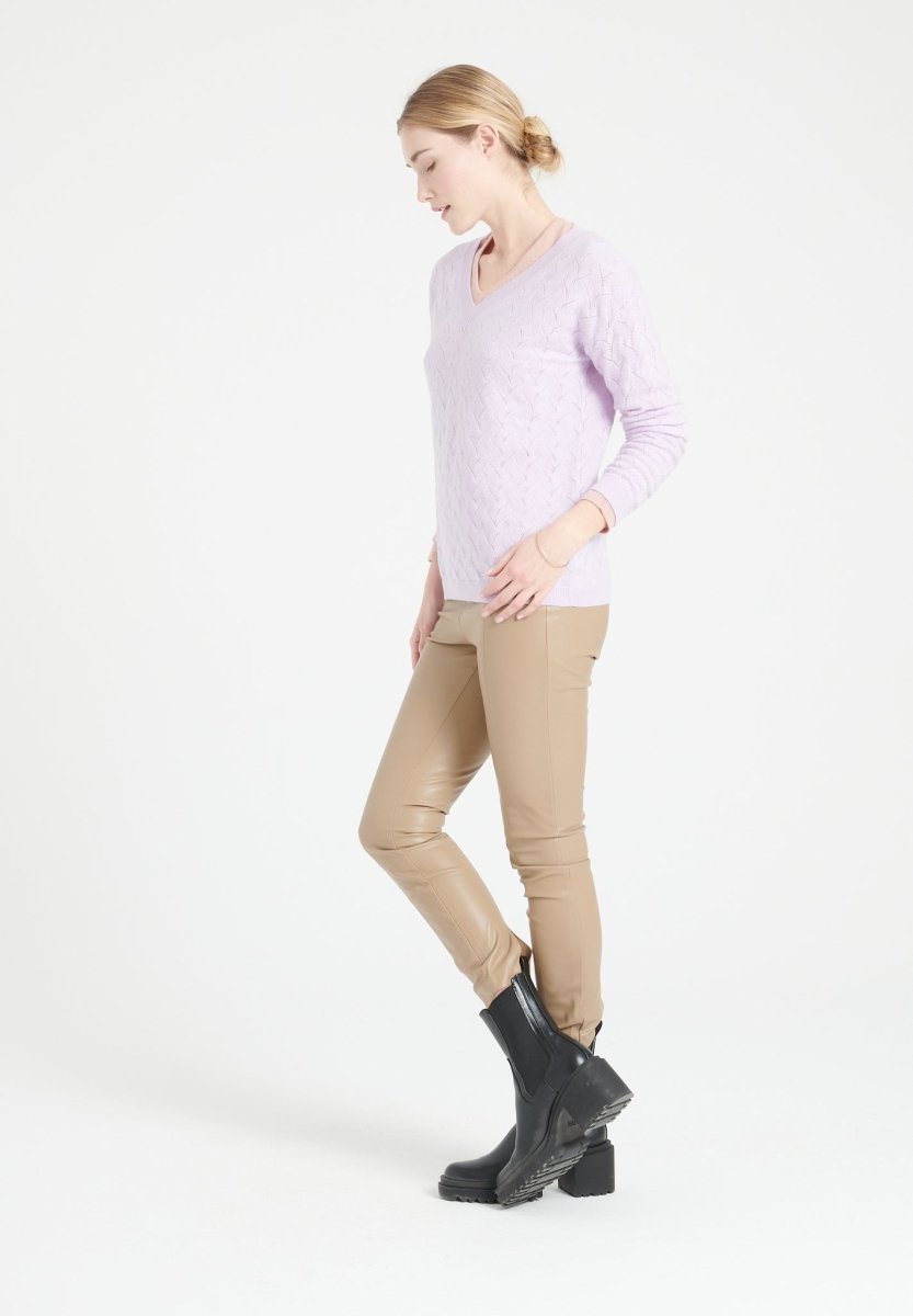 Pull col V femme en cachemire ajouré lilas - LILLY 27