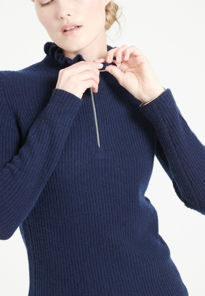 Pull col falbala zippé femme en cachemire bleu marine - MIA 4