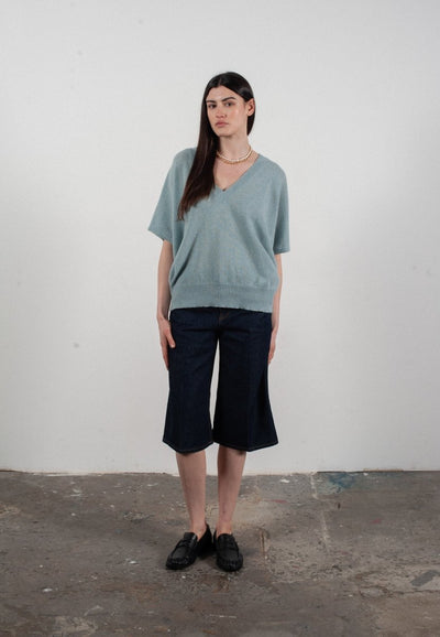 Pull col V manches chauve souris femme en cachemire vert d'eau - RIA 25