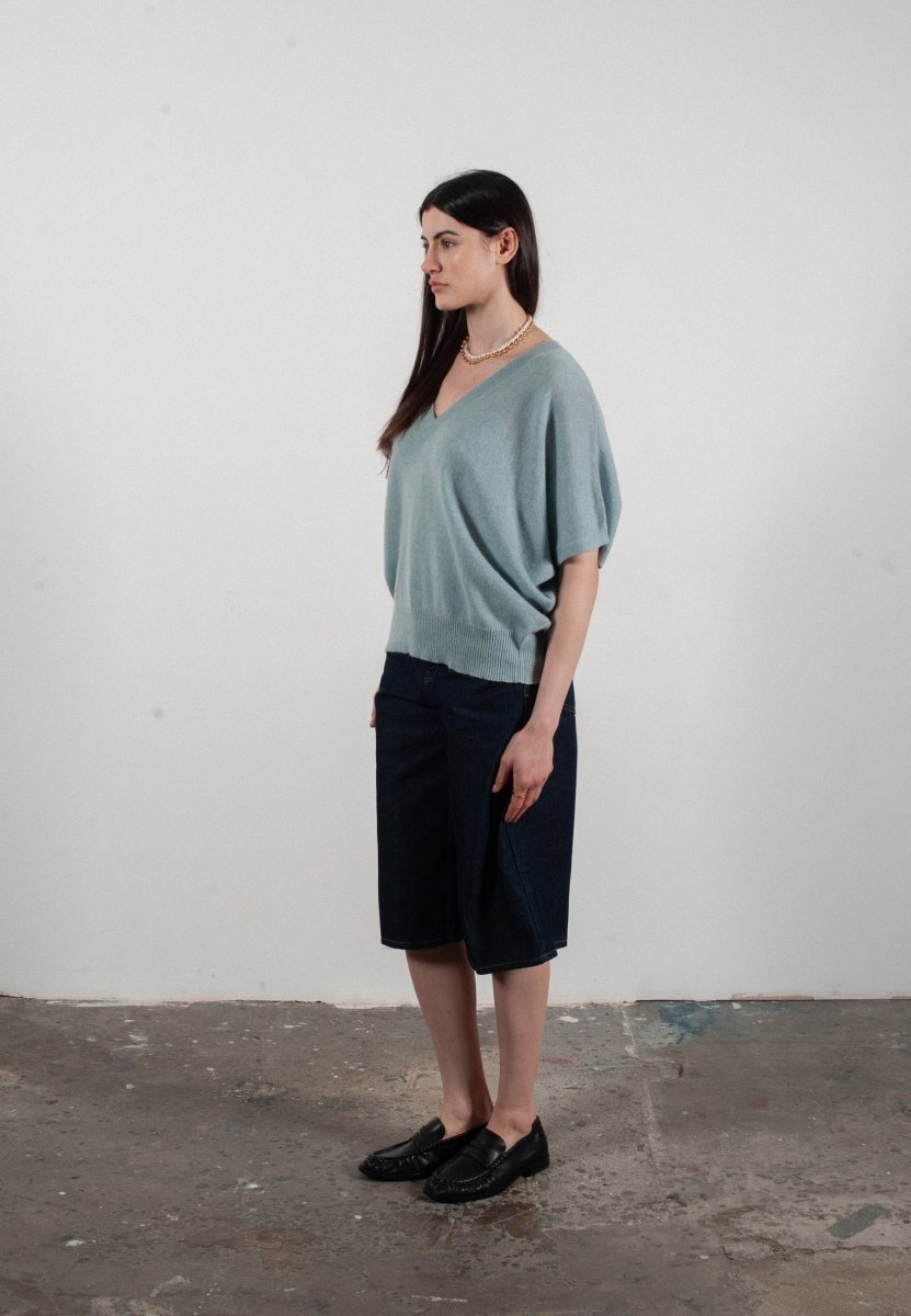 Pull col V manches chauve souris femme en cachemire vert d'eau - RIA 25