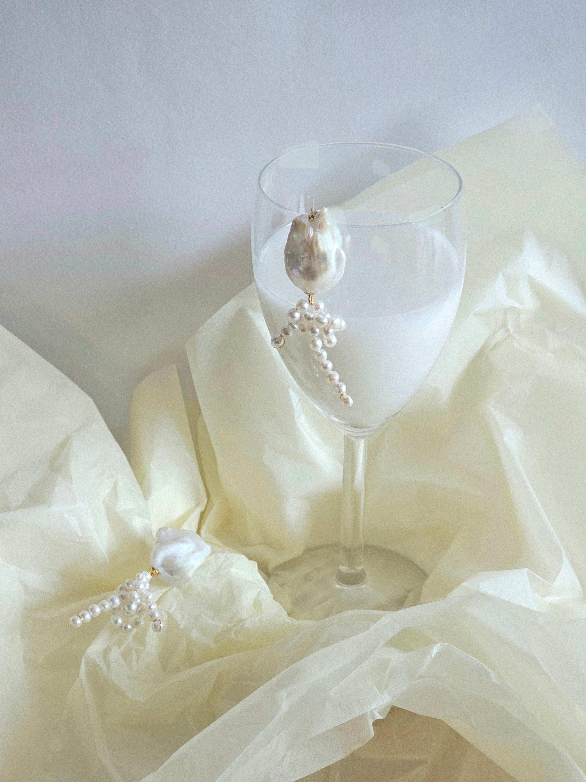 Boucles Jil en perles de culture baroques