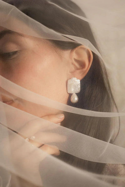 Boucles Eugénie en perles de culture baroques