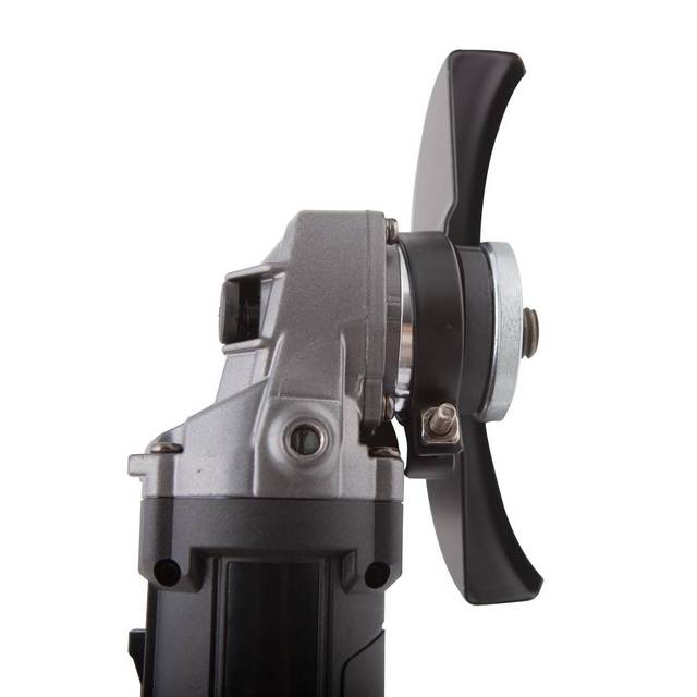 Meuleuse d'angle 125mm 20v brushless + 2 batteries 4ah + chargeurMeuleuse d'angle 125mm 20v brushless + 2 batteries 4ah