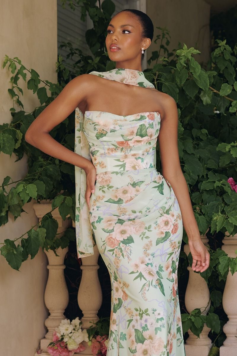 Floral Printed Sheath Bridesmaid Dress w/ Straight Across Neckline & Lace Up Back CDT718